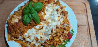 mario1979 - Spaghetti Bolonese z makaronem tagiatelle.
#jedzzwykopem #gotujzwykopem #...