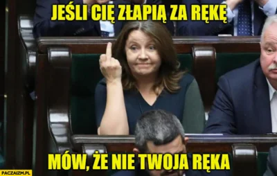 m.....0 - Bo nigdy nie miala szyc maseczek. Akcja z tymi szwalniami to jest uberwałek...