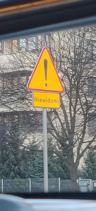 dawid-hopek - #krakow #znak #motoryzacja #bezpieczenstwo
Co oznacza ten znak?