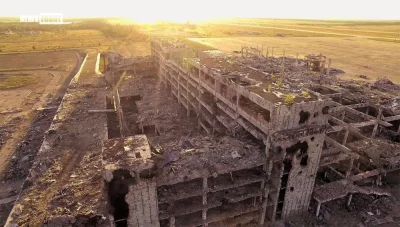 KazachzAlmaty - Ruiny lotniska w Doniecku, zmodernizowanym na Euro 2012 w 2011 roku, ...