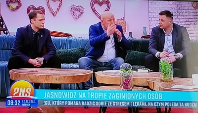 D.....o - Co tu się właśnie w TVP #!$%@?ło xD. Jackowski przyprowadził ze sobą jakich...