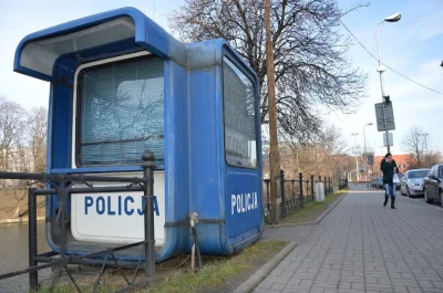 z.....y - @knur3000: we Wrocławiu przed ambasadą Niemiec też stoi...albo stała, dawno...