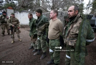 trykas - Ukraińscy żołnierze zatrzymali członków ludowej republiki, którzy atakowali ...