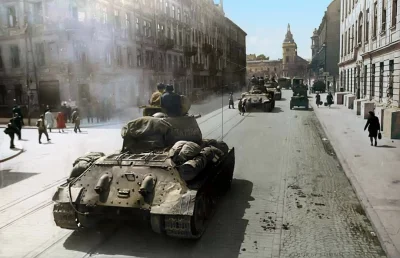 JanParowka - Wymowne zdjęcie, tzw deja vu!

Sowiecki czołg T-34 na ulicach Lwowa (P...