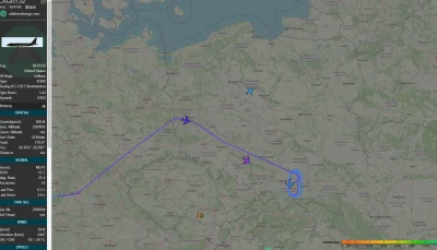 megastulejka - 4 latające cysterny cały czas krążą nad Polską, wcześniej przyleciały ...