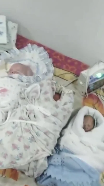 Papileo - WAŻNE!

Ewakuacja noworodków z intensywnej terapii do schronu w ukraiński...