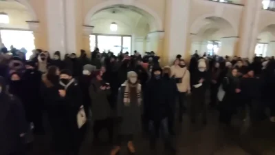 obserwator_ww3 - W Sankt Petersburgu odbywa się wiec antywojenny, ludzie zatrzymani
...