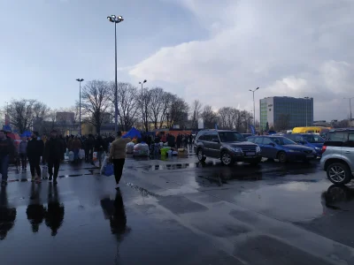 walkers - Właśnie wróciłem spod stadionu Wisły, masa ludzi, bardzo dużo samochodów. W...