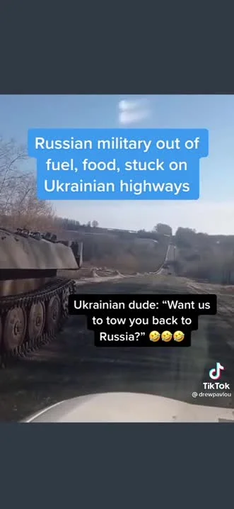 stahs - Kolejne dziwne nagranie z wojny. Pomijam to, że ukraiński cywil śmieszkuje so...