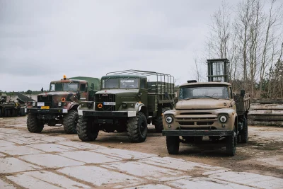 m.....0 - Rosyjskie pojazdy zaparkowane tuz przed inwazja na Kijow.

A nie, to tylk...