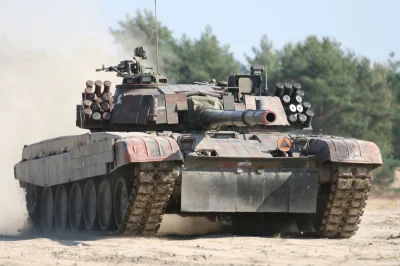 kobiaszu - Ja bym się z chęcią pozbył radzieckich T-72 i PT-91 Twardy, akurat zwolni ...