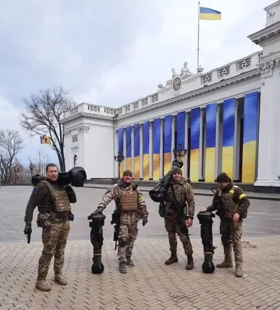 d.....s - Ukraińscy żołnierze w Odessie
#ukraina #wojna #rosja #usa #europa
