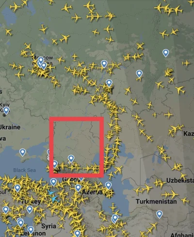 sklerwysyny_pl - Ktoś się orientuje dlaczego samoloty nie latają nad tą sporą połacią...
