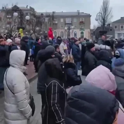 Trismus - @sir-Twardowsky: Ruscy chowają twarze ze wstydu. Protest w Beradińsku nasil...