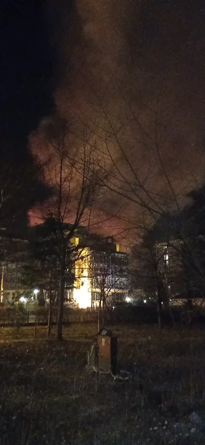 A.....k - Coś się pali w Sopocie, ok 100m od ergo areny. Słyszałem przed chwilą jebni...