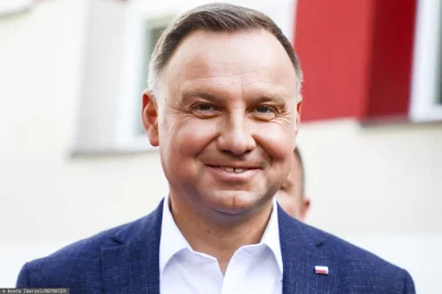 billybumbler - @zieloniutkazielonka: 
prezydent Ukrainy uściśnie mocno rękę le pena

...