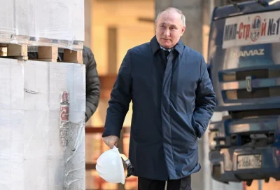 neverwalkalone - Putin ostatni raz widziany był na budowie National Space Agency. Utr...