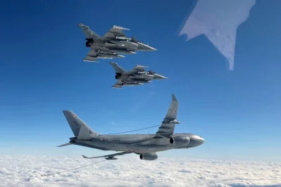 Diplo - Uzbrojone po zęby myśliwce Dassault Rafale, oraz tankowce Airbus A330 MRTT na...