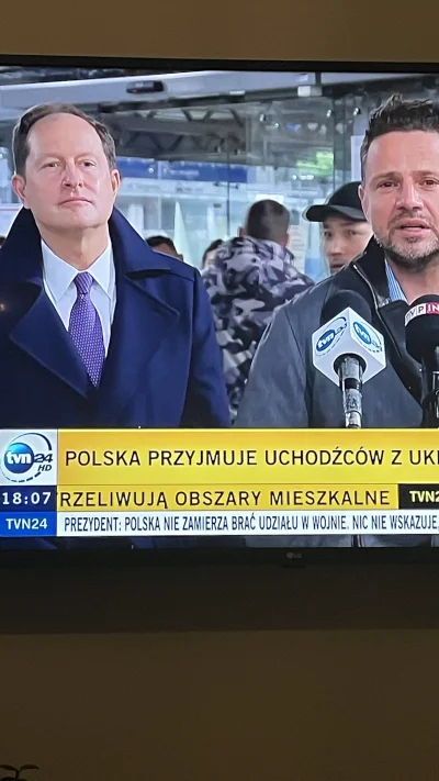 AnalnyNiszczyciel - Czaskoskiego dali bo jako jedyny z polskich polityków dogada się ...