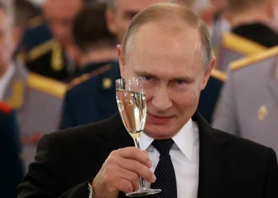 Raffffffffffffffff - @noffi Putin zadowolony. Jemu sankcje nic nie robią i nie on gin...