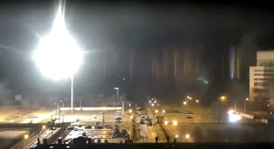 fullversion - Moment trafienia w budynki elektrowni i wybuch pożaru: https://plewl.wo...