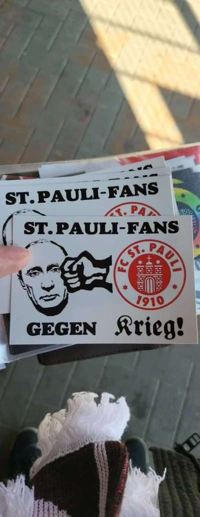 DyrektorInternetu - Jeszcze 2h do #mecz ;)
Fajne wlepki rozdają
#stpauli