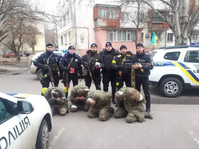 VTRaptor - Polska policja: Z rybom, tak?
Ukraińska policja:
#ukraina #wojna #hehesz...