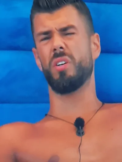 snorli12 - Alvaro patrzy i płacze... 
#loveisland