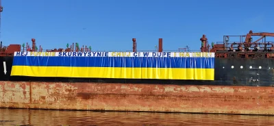 plomky - Statek w porcie Gdynia
#heheszki #ukraina #gdynia