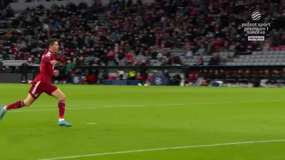 Minieri - Lewandowski z hattrickiem, Bayern - Salzburg 3:0
#golgif #mecz #golgifpl #...
