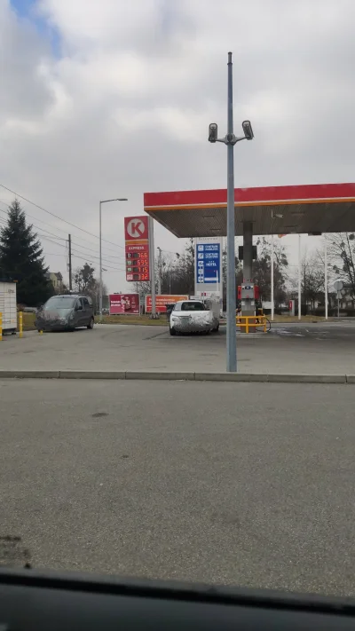 Ryuuk - #circlek #motoryzacja #paliwo stacja circleK w Katowicach wczoraj. W komentar...