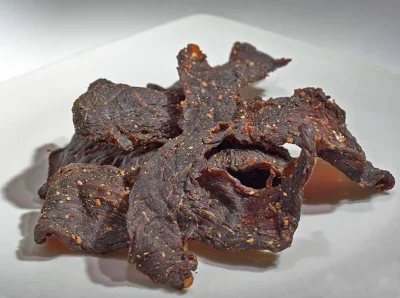 luk04330 - #jedzzwykopem 
#jedzenie 
#gotujzwykopem 

Chcę kupić beef jerky, najlepie...