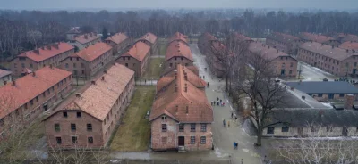 Pabick - Później Niemcy zaczną ich trzymać w takich budynkach, gdzie firmy beda mialy...