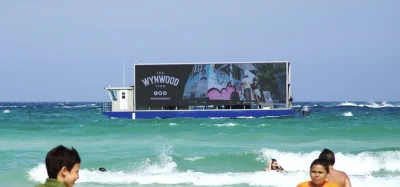 lewoprawo - Ciekawe, kiedy nad nasze morze przyjdzie ta moda. Pływające billboardy na...