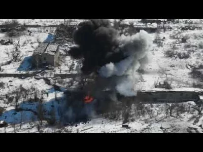 Bonthyc - Wideo z trafienia kacapskiego czołgu... pieczone onuce.
#ukraina #wojna #r...