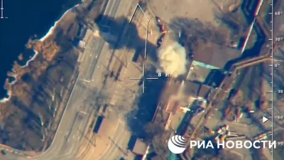 Sababukin - Ruski dron niszczy wozy bojowe Ukraińców w Mariupolu
#ukraina #wojna
#s...