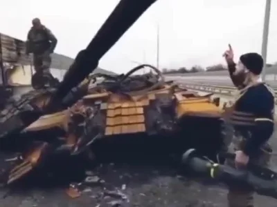 Sababukin - Ukrainiec zachwala Javelina na tle zniszczonego T-72
#ukraina #wojna
#s...