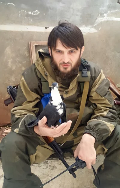 czerkies - Media donoszą że Rustam Azhiev, bojownik czeczeński walczący przez lata w ...