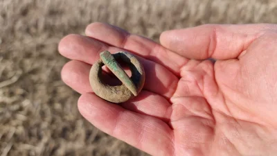 Zwiadowca_Historii - Sprzączka z początków naszej ery odkryta pod Sandomierzem! (GALE...