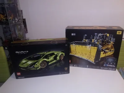 Qullion - Ostatnio do kolekcji dołączyły dwa pojazdy. #lego
Po lewej z Amazona i w i...