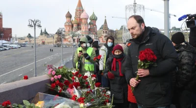 tomosano - > Przyjaciela Niemcowa Kara-Murzę truto dwa razy. "Kreml zatrudnia szwadro...