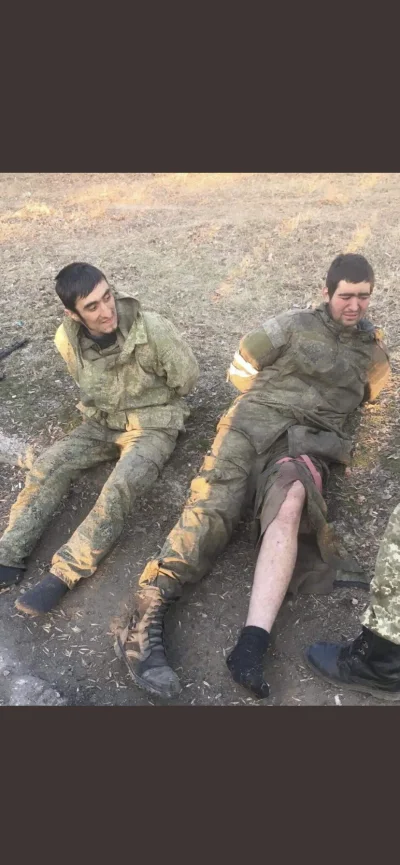 Kodzirasek - Te Ruscy to mają każdy inny strój?
#rosja #ukraina #wojna