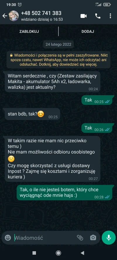 pkostowski - W profilowym blondyna, pisze po północy i używa dużo emotek. To mogła by...