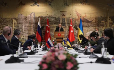 JanLaguna - Rozmowy pokojowe w Stambule. Rosja zapowiada ograniczenie operacji pod Ki...