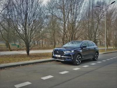 stopaotestuje - Do #DS7 mam jakąś słabość, bo często gości na moim parkingu i dzieje ...