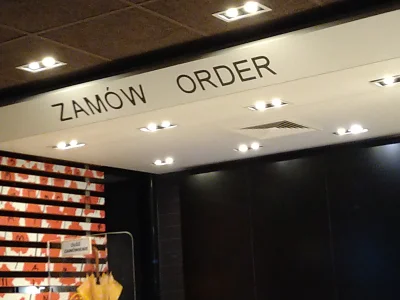 SzycheU - Dzień dobry poproszę jeden raz virtuti militari 
#heheszki #mcdonalds #gow...