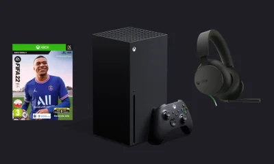 XGPpl - Konsola Xbox Series X w zestawie z oficjalnymi słuchawkami i grą FIFA 22 dost...