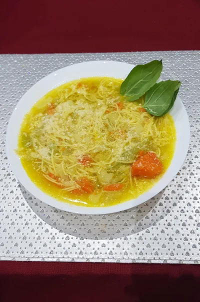 NotYetDefined - Na #kolacja #zupa minestrone
#cebula #oliwa #warzywa #ziemniaki #wod...