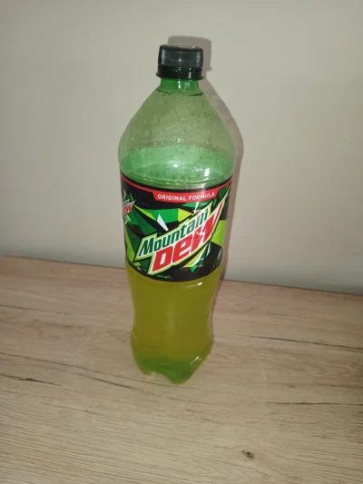 luxkms78 - Sprite jednak lepszy

#pijzwykopem #mountaindew #sprite