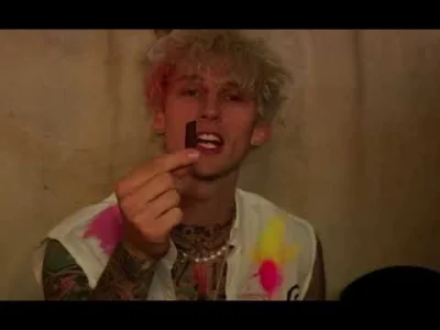 z.....s - Machine Gun Kelly - drunk face

#mgk #machinegunkelly